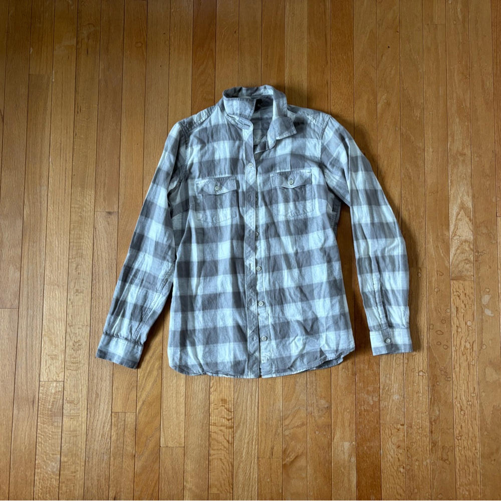 Eddie Bauer Classic Fit Button Down
